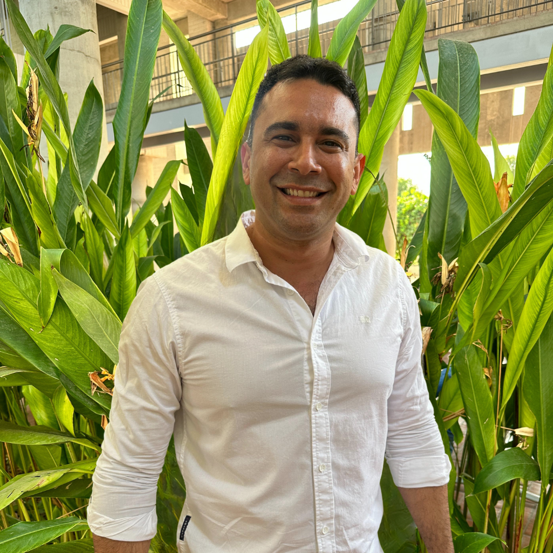 45Carlos Herrera 45Carlos Herrera